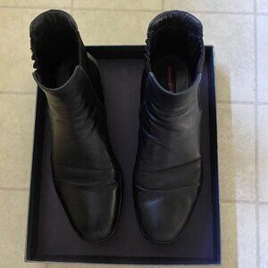 Prada Women’s Black Leather Ankle Boots – Size 39.5 – Elegant Designer Footwear